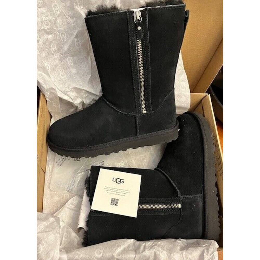 UGG Classic Short Double Zip Boot Black Women's Limited and Rare SZ 7